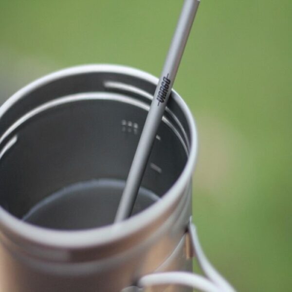 3d7ab1b3215e4360b79b2e8224e227ee TITANIUM STRAW