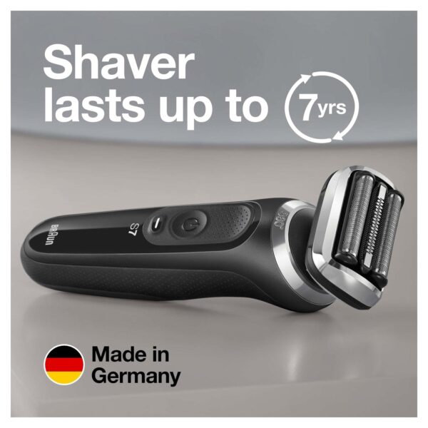 Braun Series 7 7085cc Flex Rechargeable Wet Dry Men s Electric Shaver with Clean Charge Station, Stubble Beard Trimmer