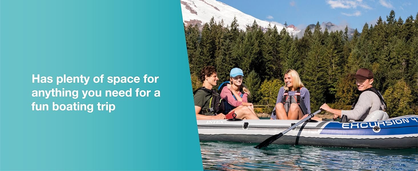Has plenty of space for anything you need for a fun boating trip