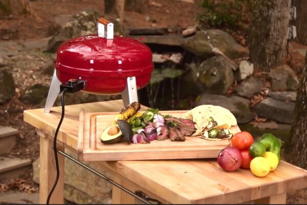 9c77e91dd33f44d59e2b4520c0982579 Americana 4-in-1 Electric and Charcoal Water Smoker