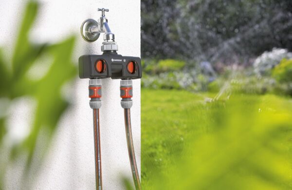 GARDENA (18614-80) 66′ x 1/2′′ Automatic Retractable Garden Hose Reel on Metal Spike, 66′ Outside Garden Hose Length, with 360° Rotation to Reach All Areas of Your Yard