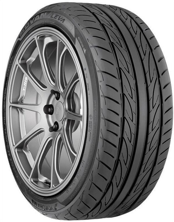 b4cc8090484a4b1eb02bfbcb53b082f4 Yokohama Advan Fleva V701 185/55R15 82V Performance Tire