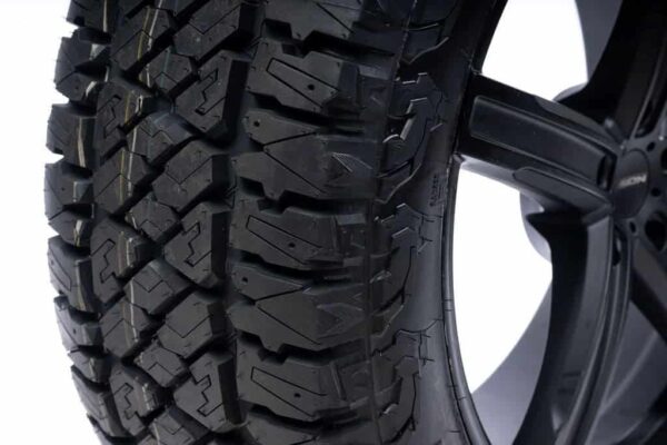 b7c777b2e517468db3598c991d3e26a7 Americus Rugged A/TR All-Terrain Tire LT275/65R18 123 S LRE 10PLY Rated